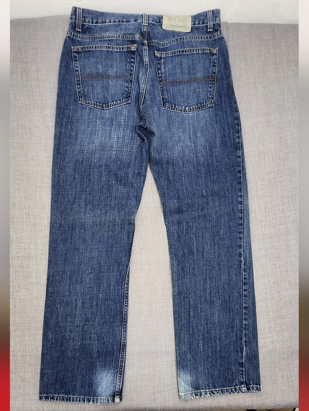 Tommy Hilfiger Custom Straight Medium Wash Denim Jeans 32 × 32 - Picture 4 of 12